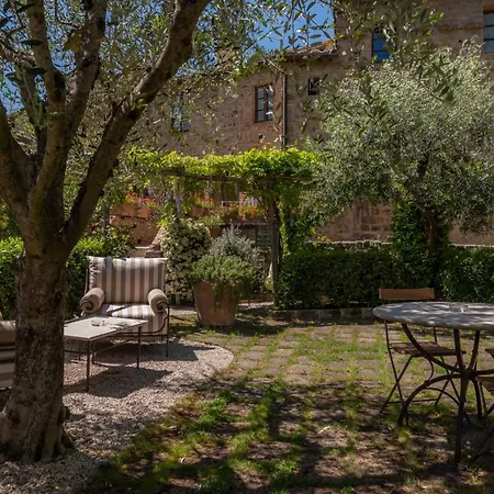 Torre Giardino Segreto B&b- Borgo Capitano Collection - Diffuso ベッド・アンド・ブレックファスト 3*