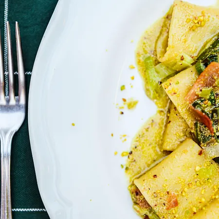 Torre Giardino Segreto B&b- Borgo Capitano Collection - Diffuso サン・クイーリコ・ドルチャ