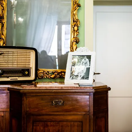 Torre Giardino Segreto B&b- Borgo Capitano Collection - Diffuso ベッド・アンド・ブレックファスト サン・クイーリコ・ドルチャ