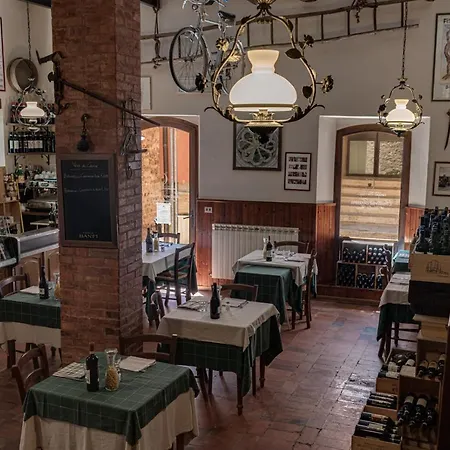 לינה וארוחת בוקר Torre Giardino Segreto B&b- Borgo Capitano Collection - Diffuso San Quirico dʼOrcia