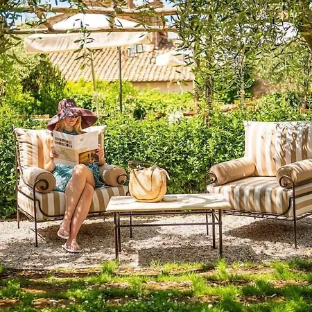 Torre Giardino Segreto B&b- Borgo Capitano Collection - Diffuso サン・クイーリコ・ドルチャ