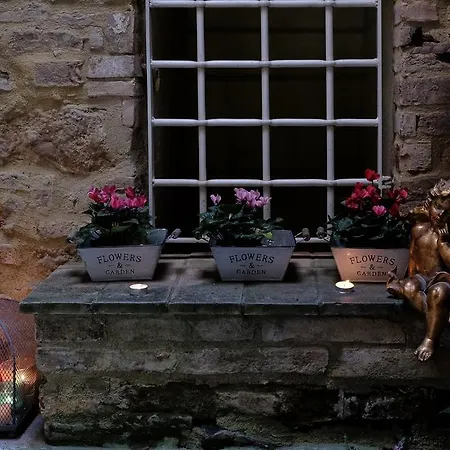 Torre Giardino Segreto B&b- Borgo Capitano Collection - Diffuso San Quirico dʼOrcia